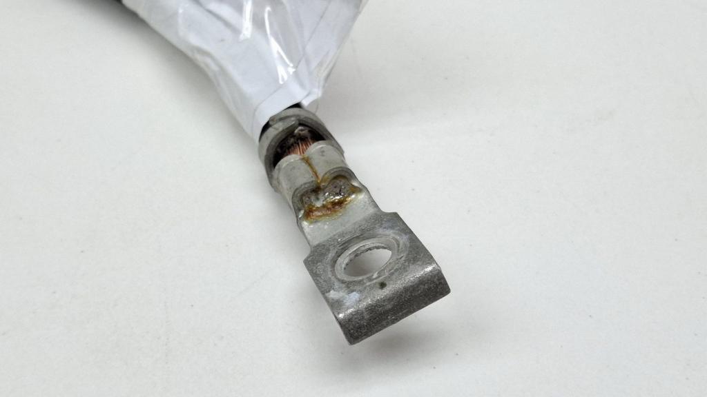 Клемма аккумулятора минус, 2500 рублей, Пермь