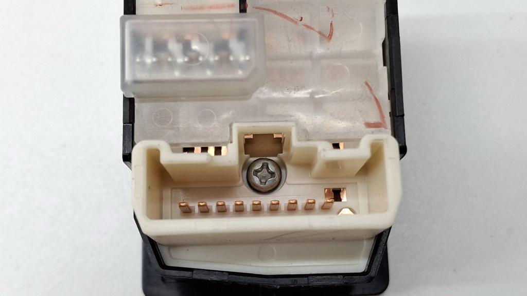 Переключатель регулировки зеркала, 1000 рублей, Пермь