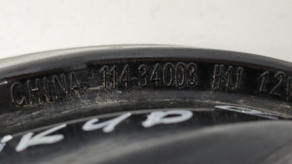 Фара противотуманная правая, 2000 рублей, Пермь