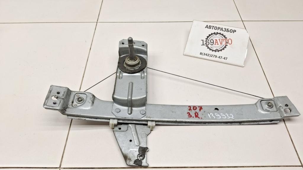 Стеклоподъемник механический задний правый, 500 рублей, Пермь