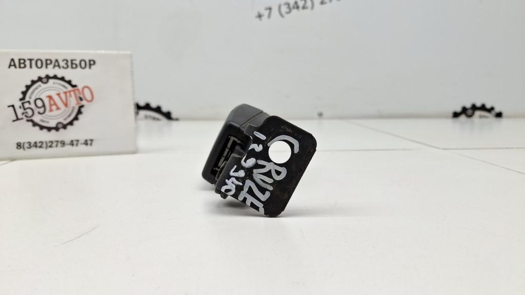 Ответная часть ремня безопасности, 500 рублей, Пермь