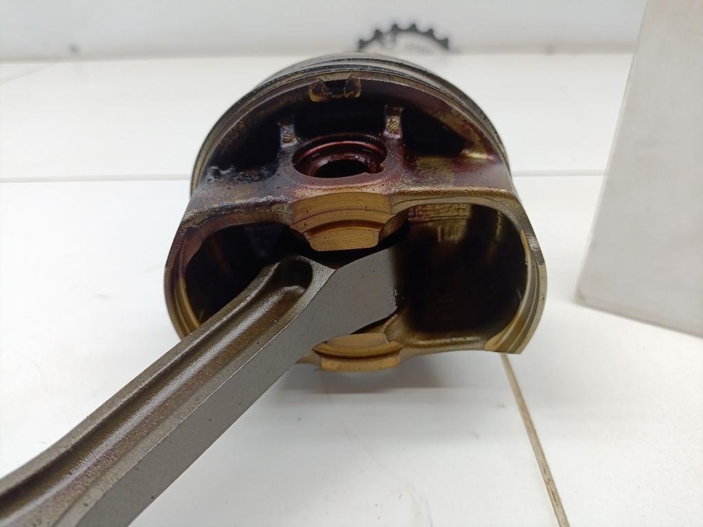 Поршень с шатуном, 4500 рублей, Пермь