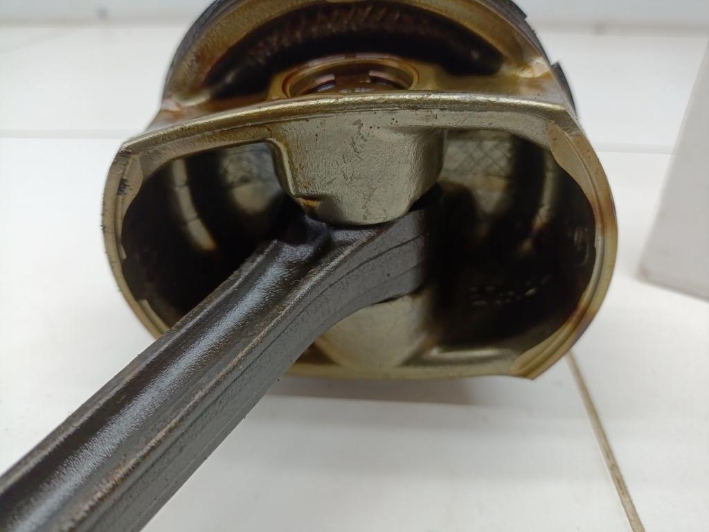 Поршень с шатуном, 4500 рублей, Пермь