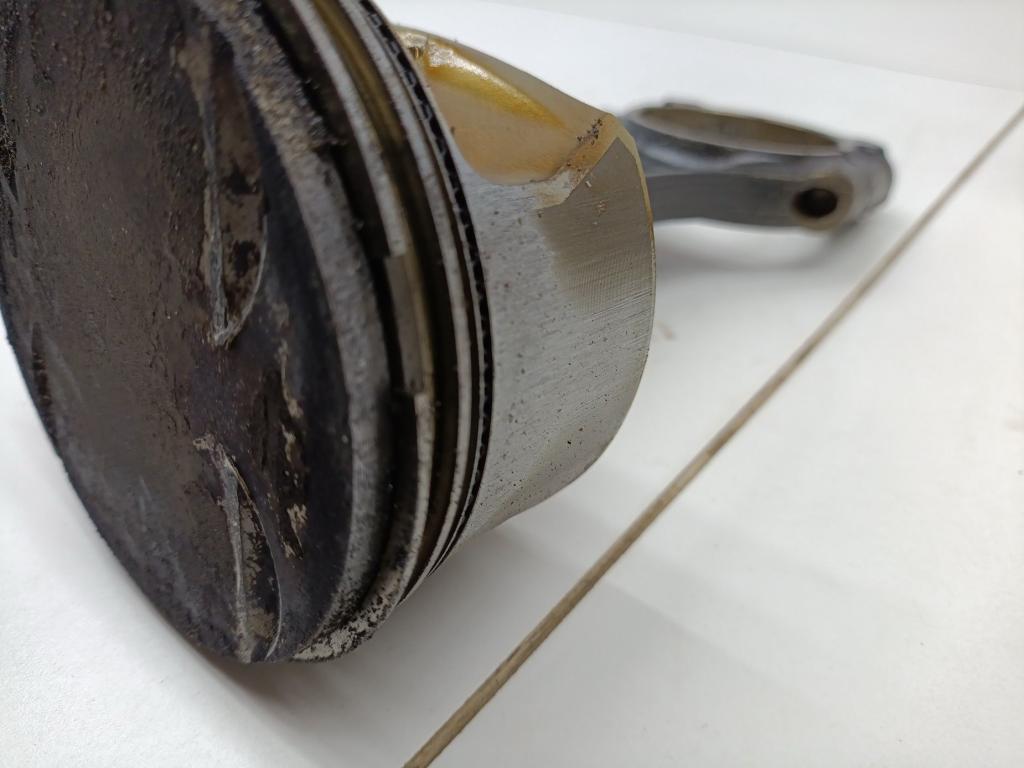 Поршень с шатуном, 3000 рублей, Пермь