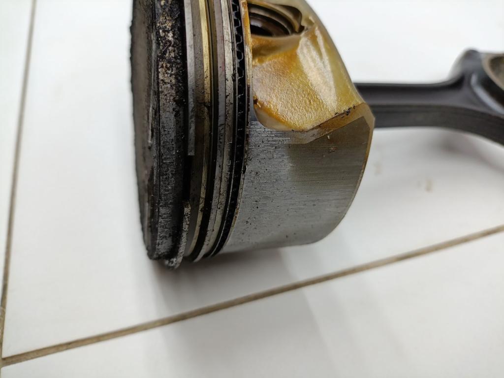 Поршень с шатуном, 3000 рублей, Пермь