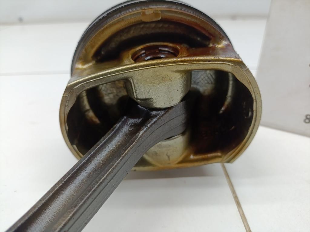 Поршень с шатуном, 4500 рублей, Пермь