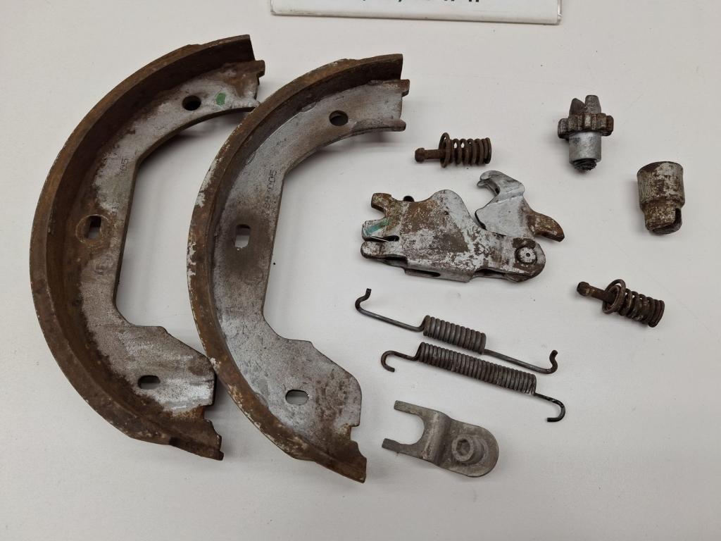 Ремкомплект ручника, 1500 рублей, Пермь