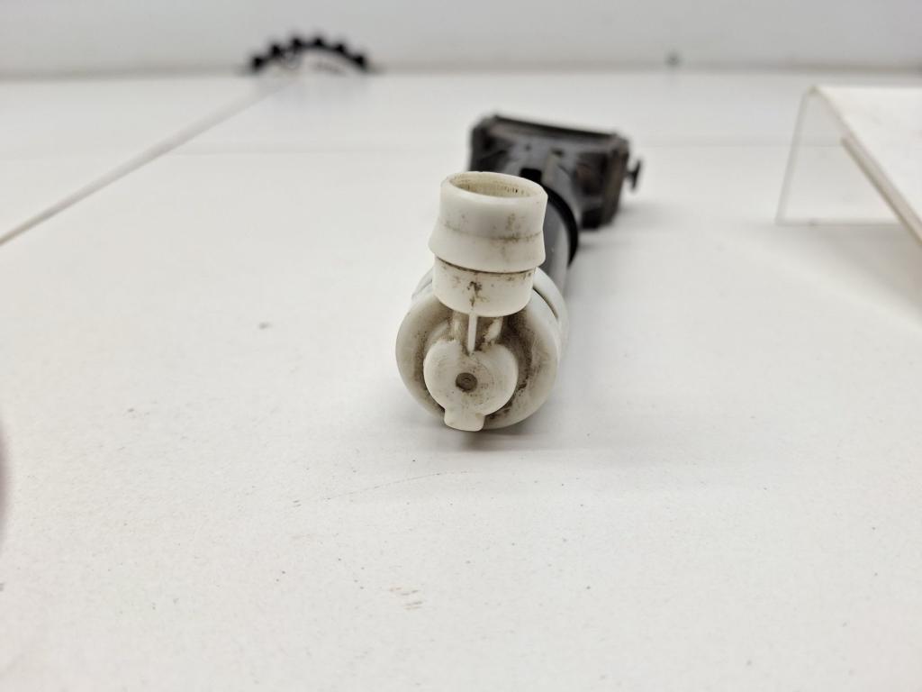 Форсунка омывателя фары, 2000 рублей, Пермь