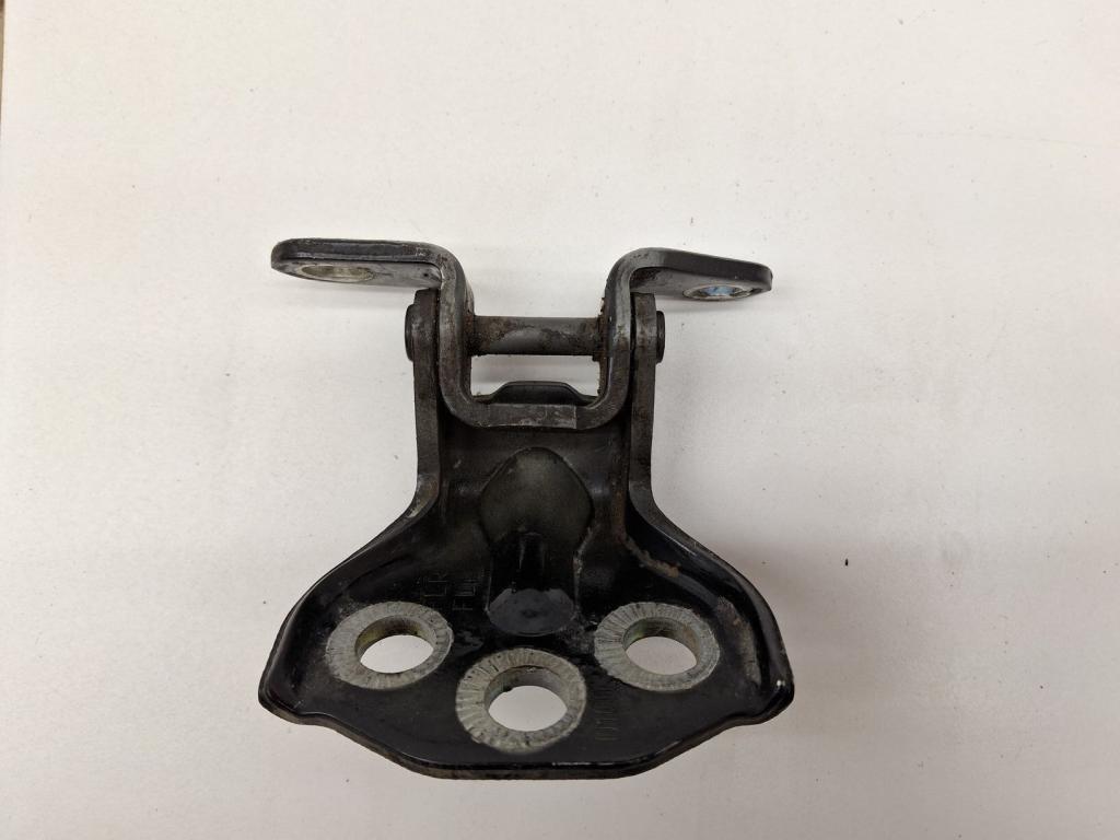 Петля двери задней правой верхняя, 500 рублей, Пермь