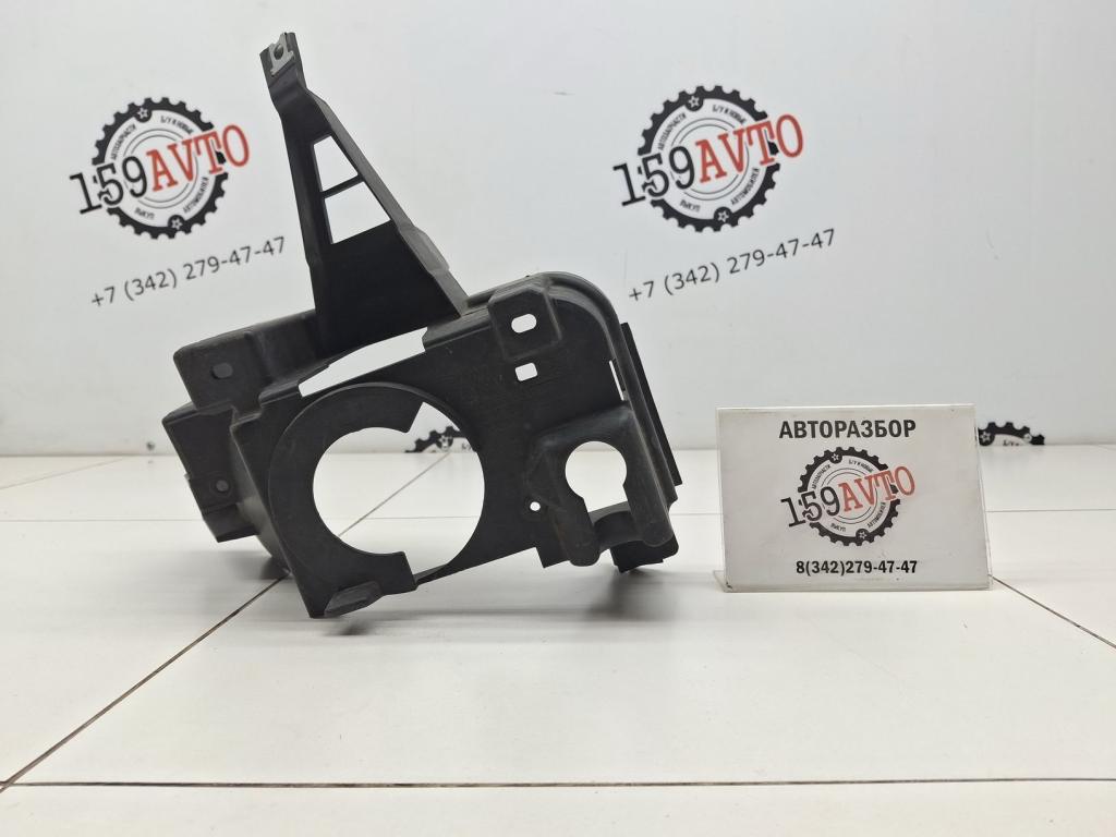 Кронштейн фары противотуманной правой, 2000 рублей, Пермь