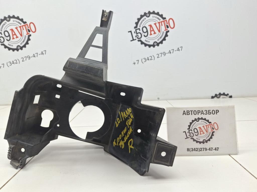 Кронштейн фары противотуманной правой, 2000 рублей, Пермь
