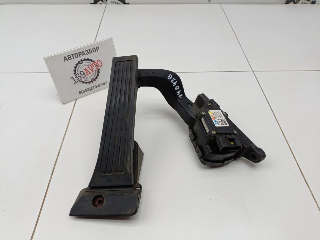 Педаль газа, 2000 рублей, Пермь