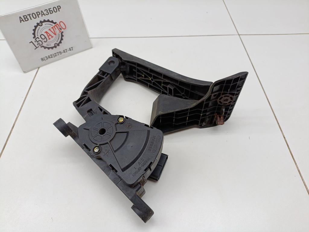 Педаль газа, 2000 рублей, Пермь