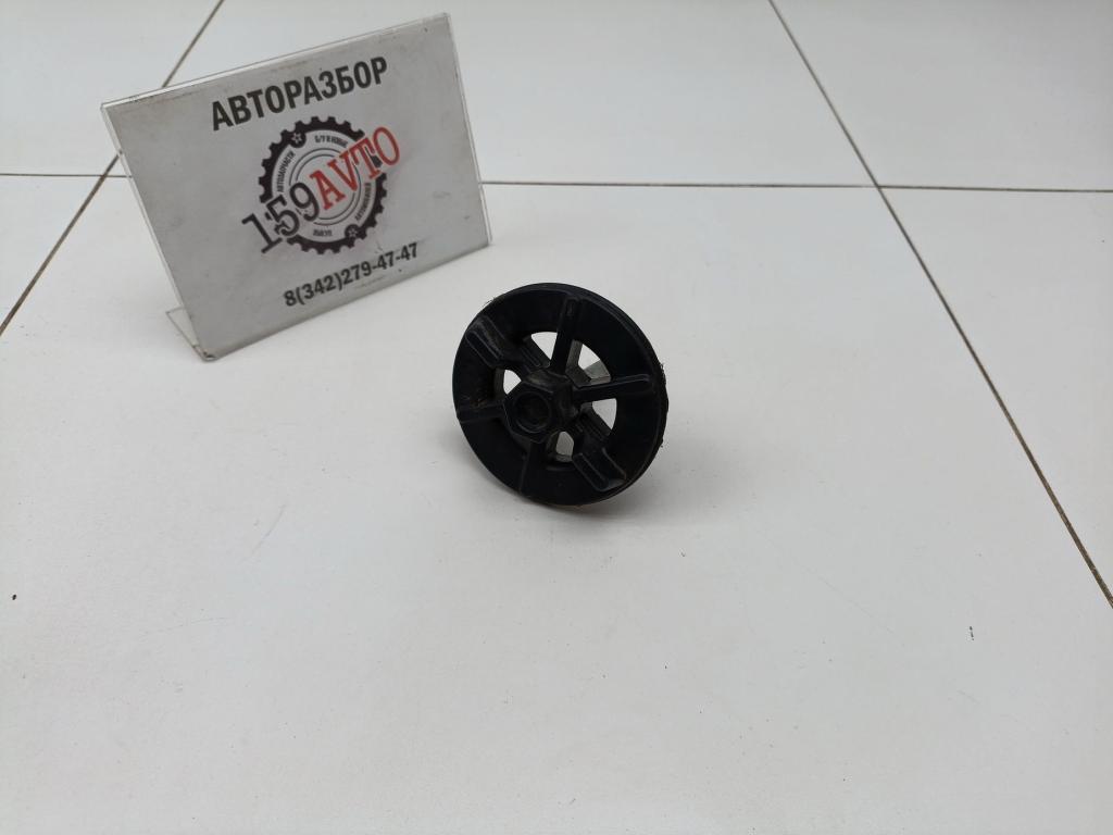 Болт крепления запасного колеса, 500 рублей, Пермь