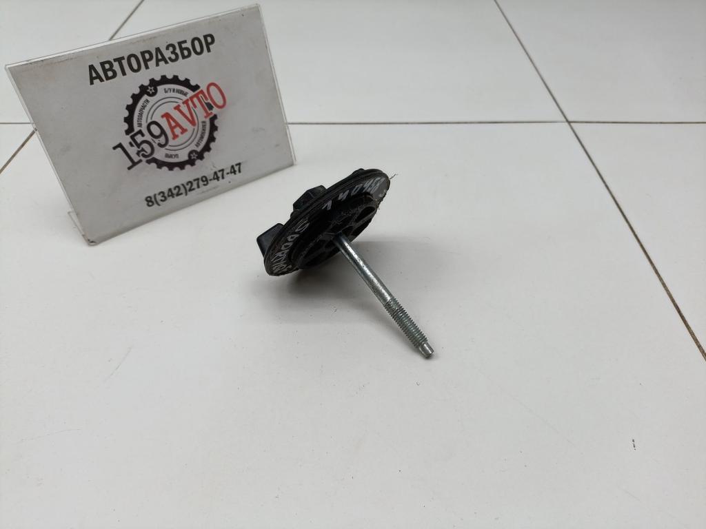 Болт крепления запасного колеса, 500 рублей, Пермь