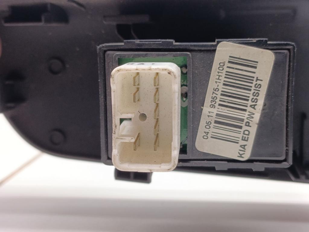 Кнопка стеклоподъемника, 500 рублей, Пермь