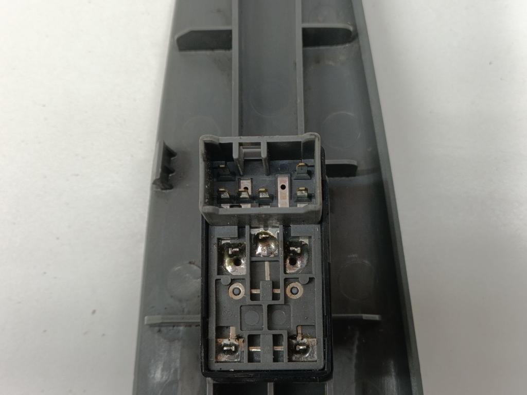 Кнопка стеклоподъемника, 500 рублей, Пермь