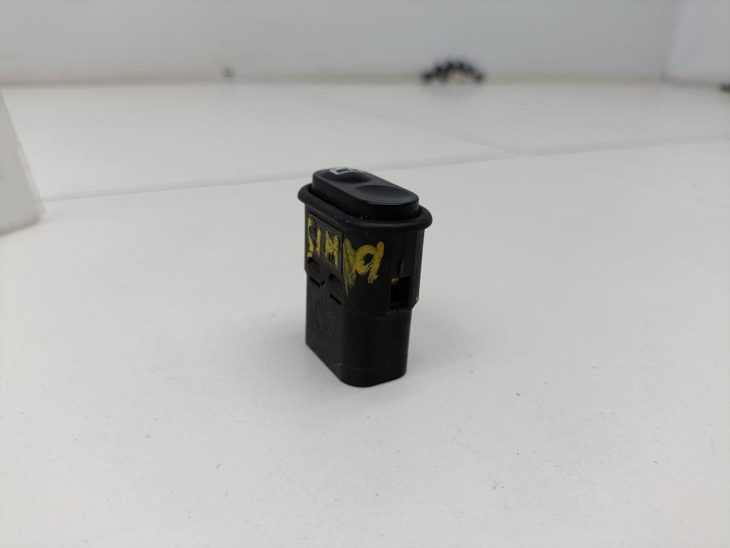 Кнопка стеклоподъемника, 500 рублей, Пермь