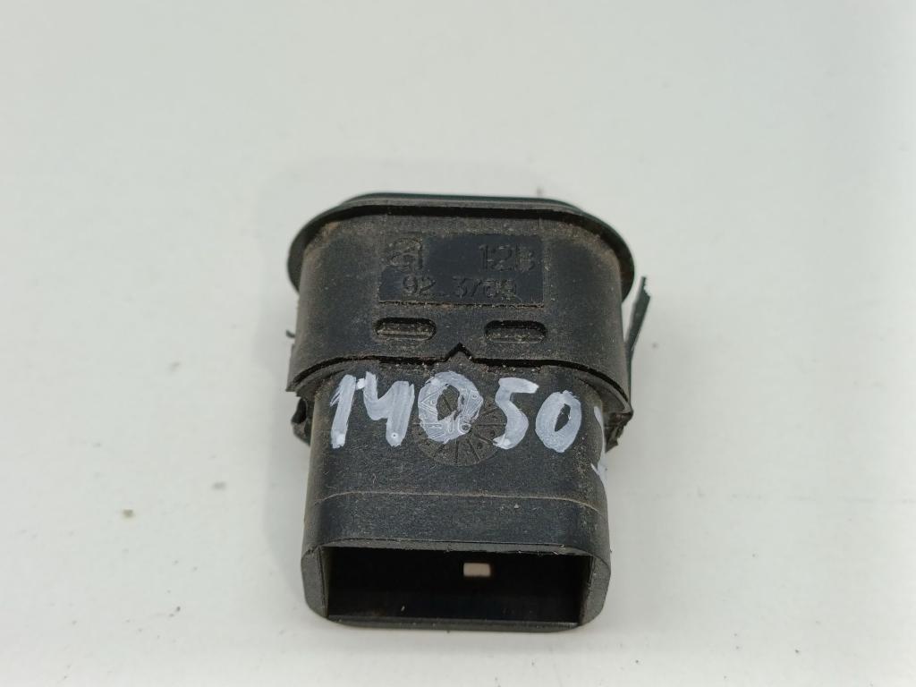 Кнопка стеклоподъемника, 500 рублей, Пермь