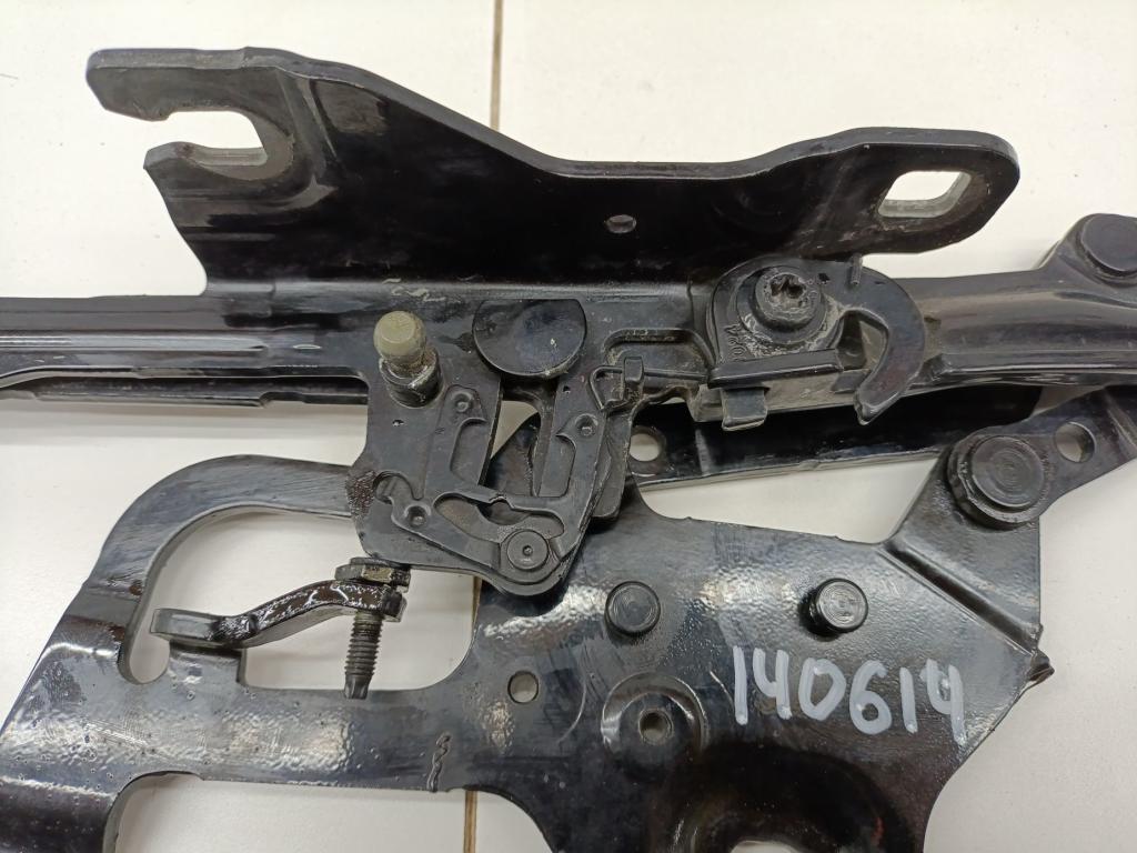 Петля капота правая, 3000 рублей, Пермь