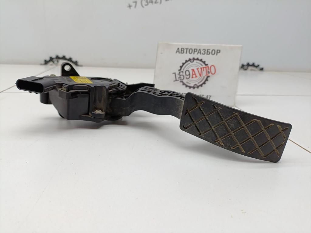 Педаль газа, 2000 рублей, Пермь