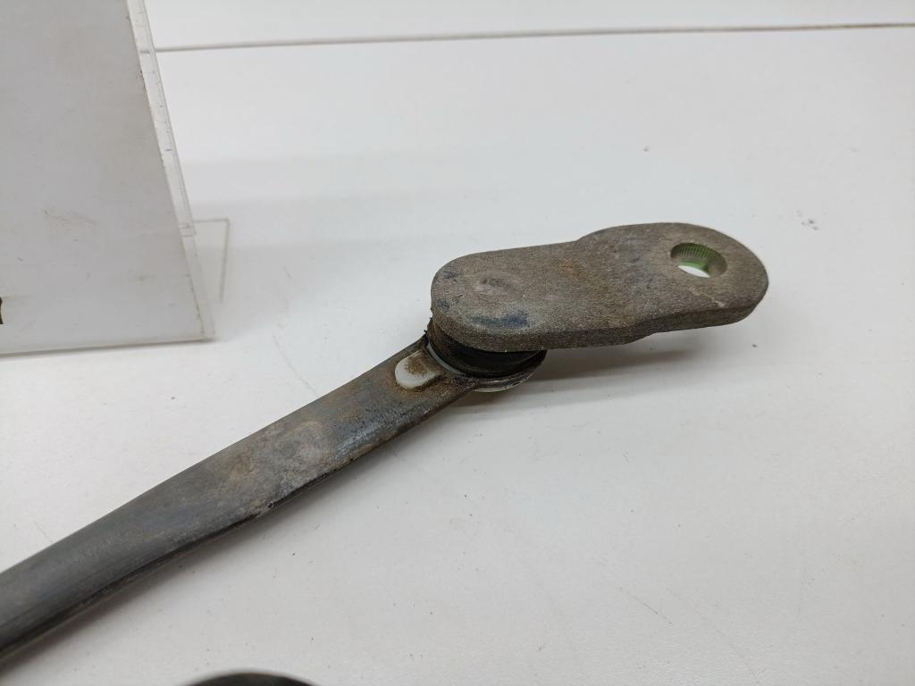 Трапеция дворников, 2000 рублей, Пермь