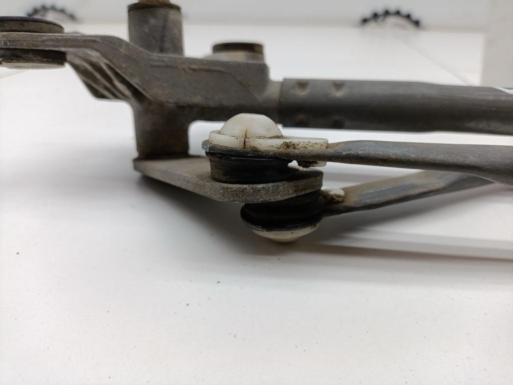 Трапеция дворников, 2000 рублей, Пермь