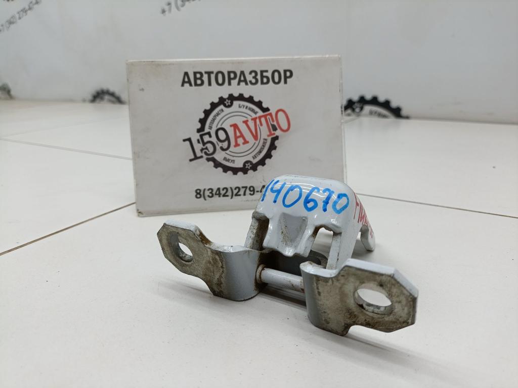 Петля двери задней правой верхняя, 500 рублей, Пермь