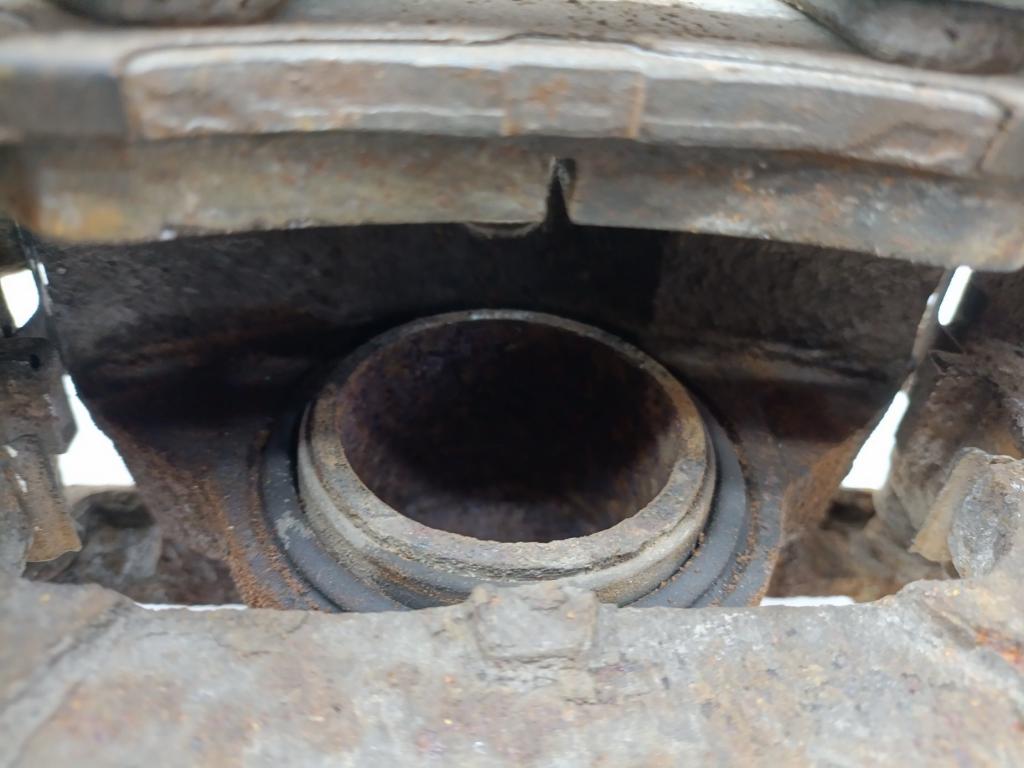 Суппорт передний правый, 2000 рублей, Пермь