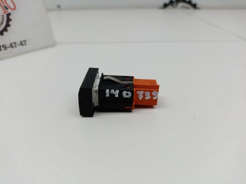 Кнопка обогрева заднего стекла, 500 рублей, Пермь