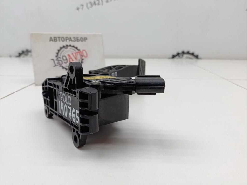 Педаль газа, 2000 рублей, Пермь