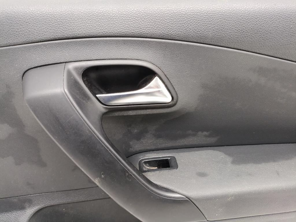 Обшивка двери передней правой, 1500 рублей, Пермь