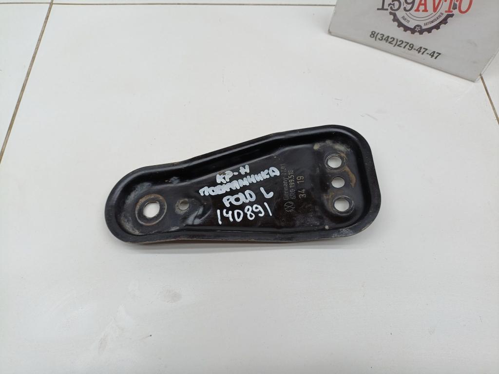 Кронштейн переднего рычага, 500 рублей, Пермь