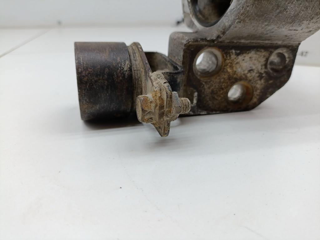 Опора двигателя правая, 1000 рублей, Пермь