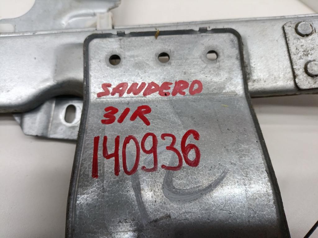 Стеклоподъемник механический задний правый, 500 рублей, Пермь