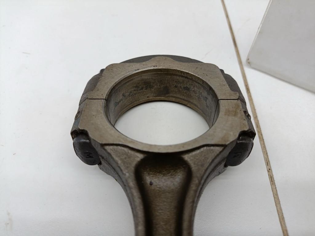 Поршень с шатуном, 2000 рублей, Пермь