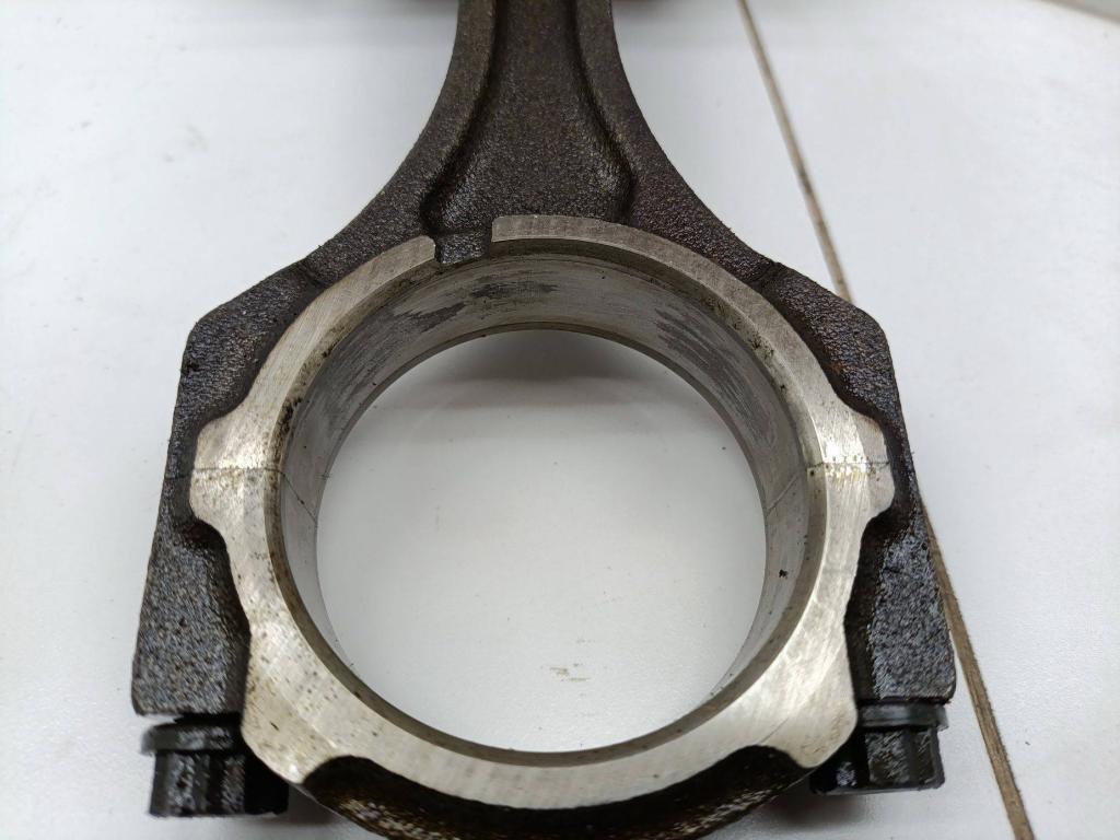 Поршень с шатуном, 3000 рублей, Пермь