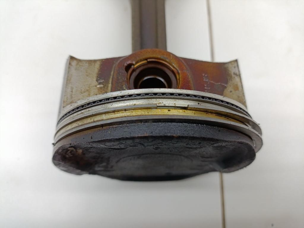 Поршень с шатуном, 3000 рублей, Пермь