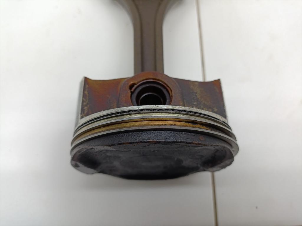 Поршень с шатуном, 3000 рублей, Пермь