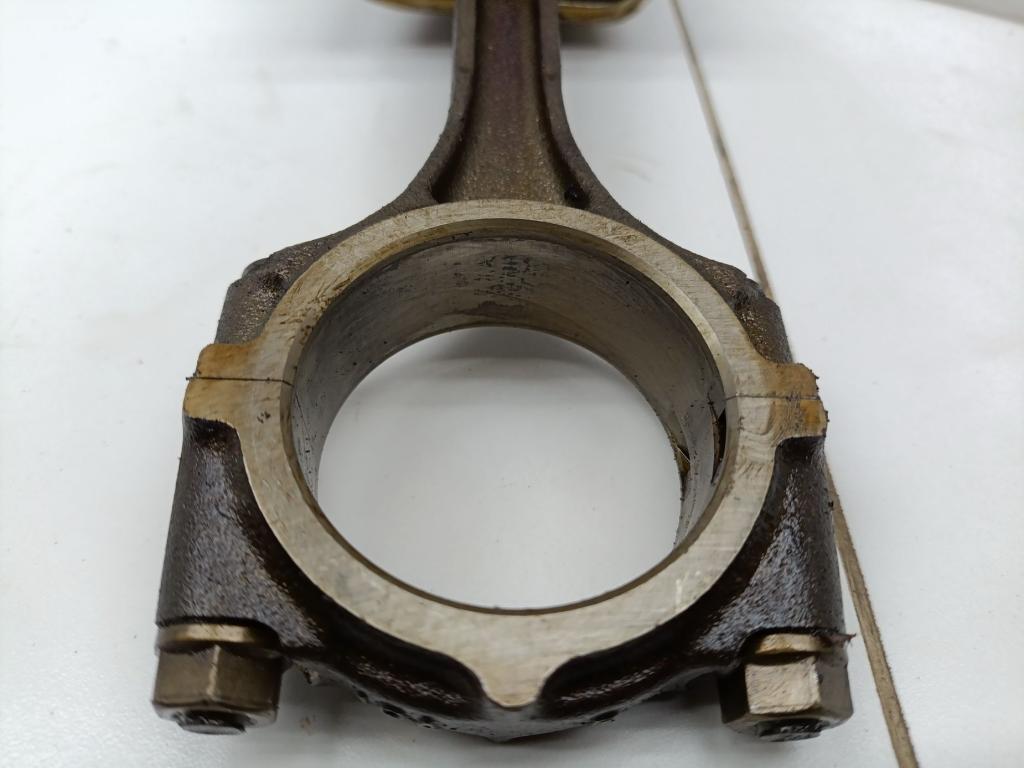 Поршень с шатуном, 1600 рублей, Пермь