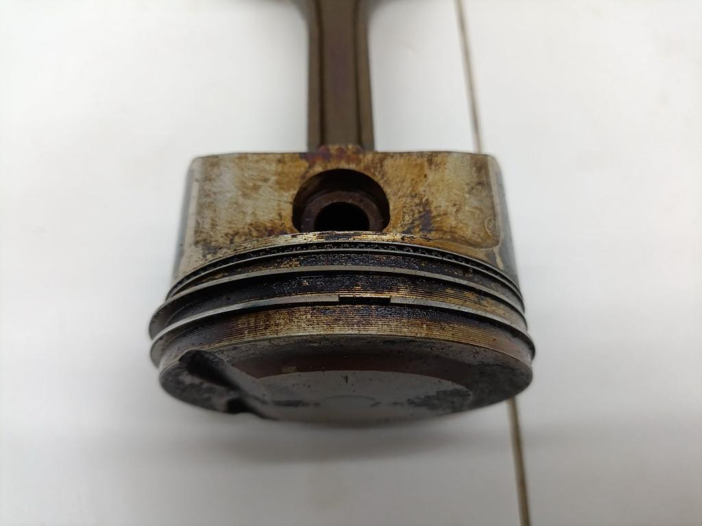 Поршень с шатуном, 1600 рублей, Пермь