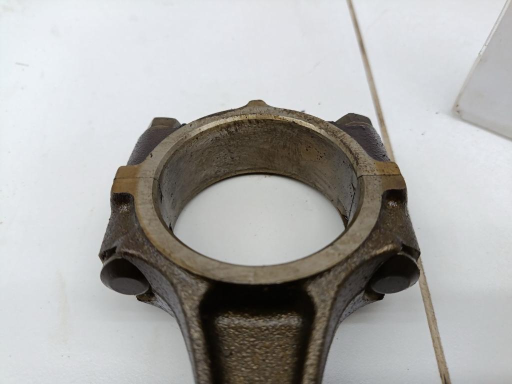 Поршень с шатуном, 1600 рублей, Пермь