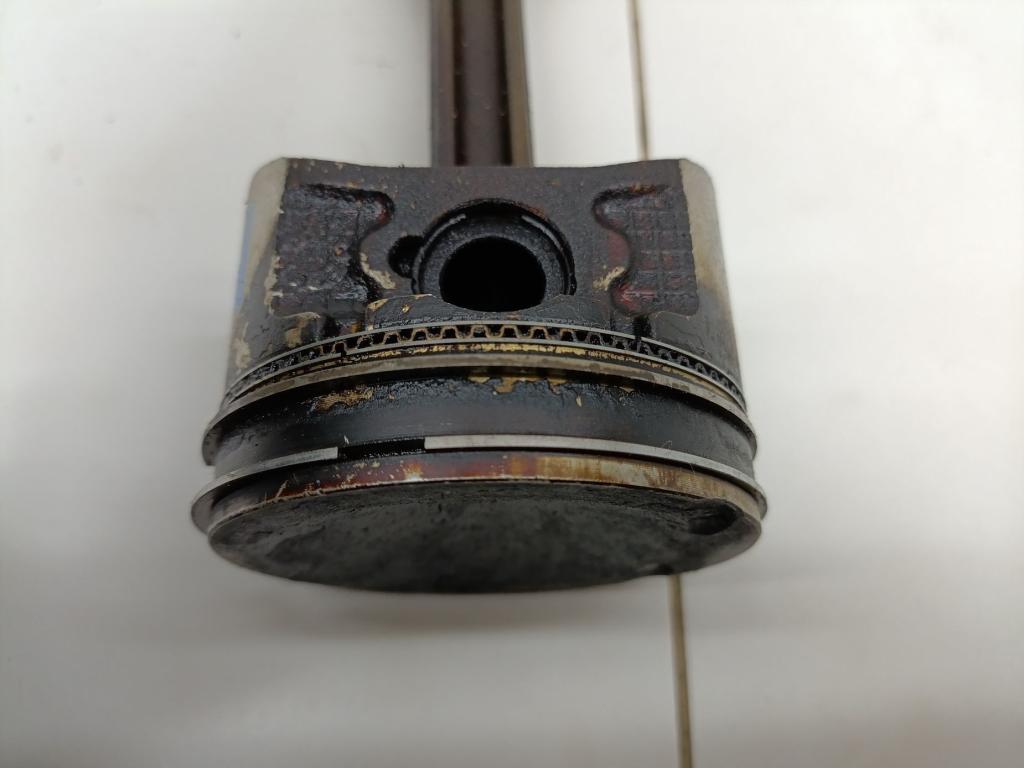 Поршень с шатуном, 1500 рублей, Пермь