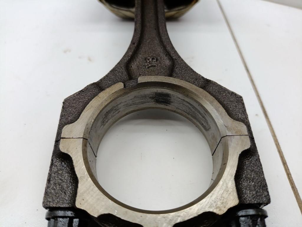 Поршень с шатуном, 3500 рублей, Пермь