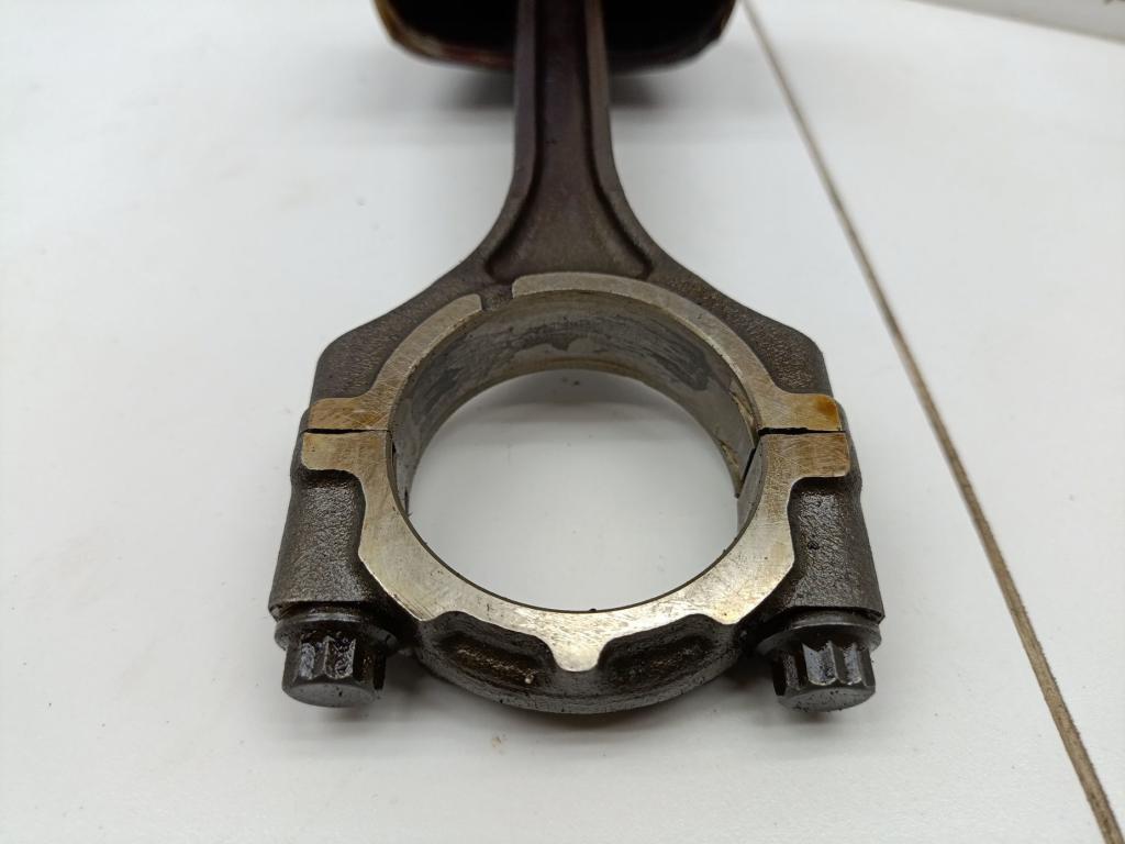 Поршень с шатуном, 3500 рублей, Пермь