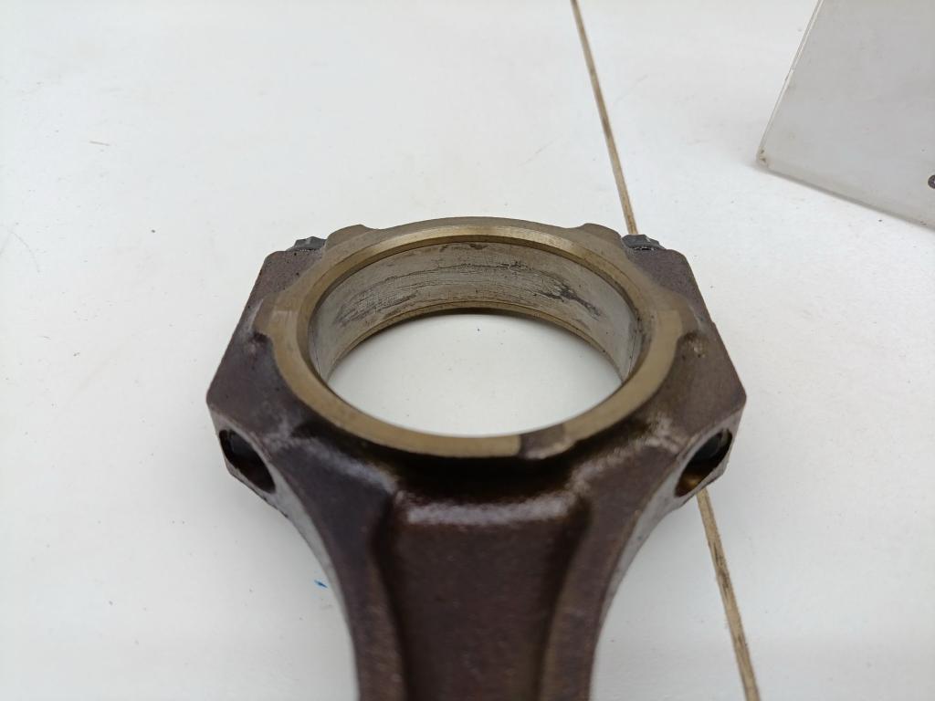 Поршень с шатуном, 3000 рублей, Пермь