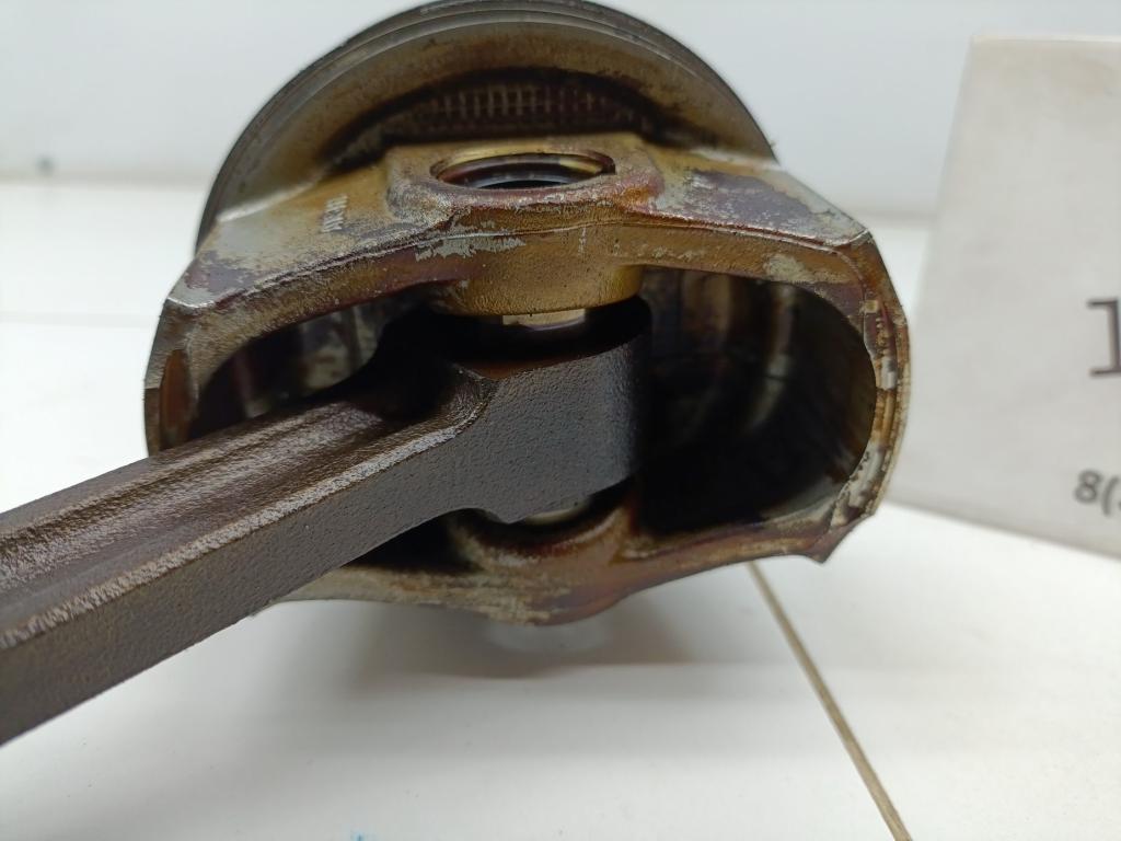 Поршень с шатуном, 3000 рублей, Пермь