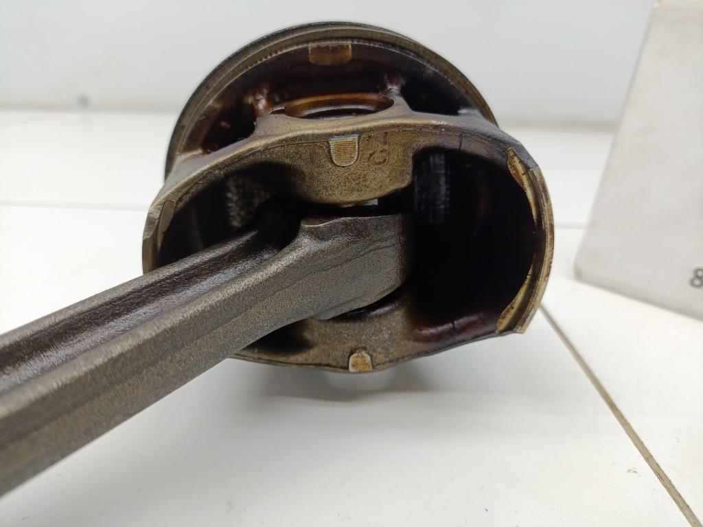 Поршень с шатуном, 4000 рублей, Пермь