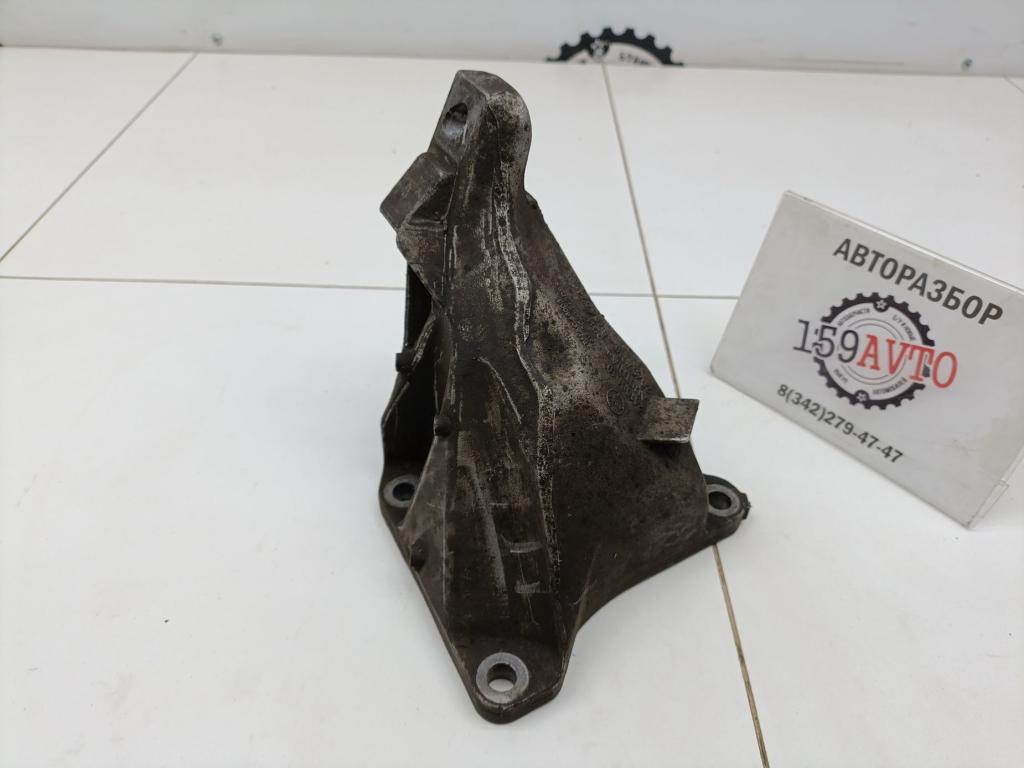Кронштейн двигателя правый, 1000 рублей, Пермь