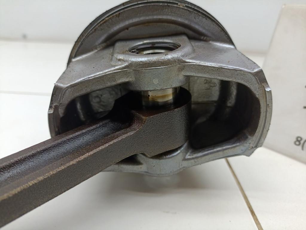 Поршень с шатуном, 3000 рублей, Пермь